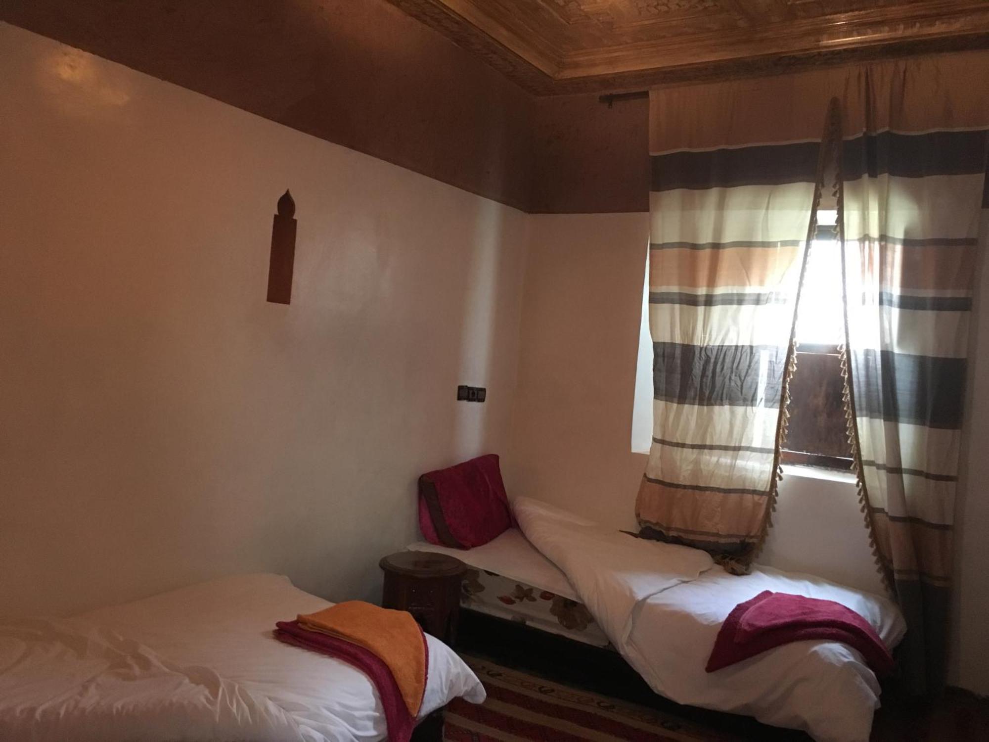 Maison D'Hotes Dar Afra Ait Ziri Exterior foto